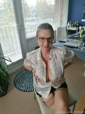 Glamgran56 OnlyFans Leaked Free Thumbnail Picture - #yiE9Rcp49t