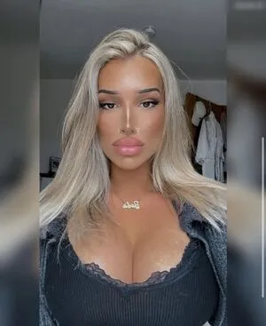 Glamzon OnlyFans Leaked Free Thumbnail Picture - #b9SZ1a5rR2