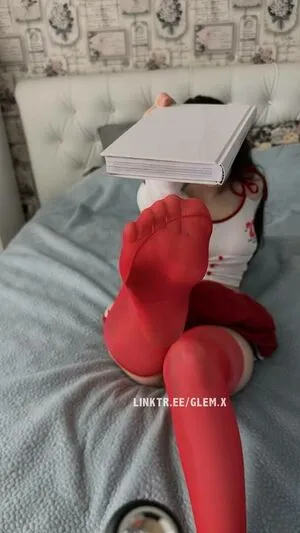 Glemfeetx OnlyFans Leaked Free Thumbnail Picture - #1Bz0tXj96H