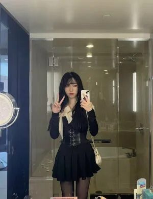 Glihttr OnlyFans Leaked Free Thumbnail Picture - #yKgFCfMwcf