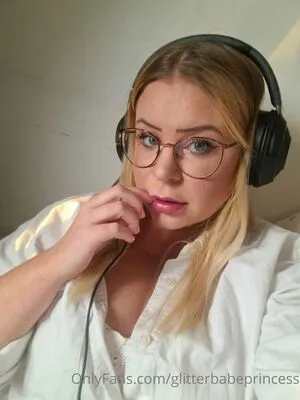 Glitterbabeprincess OnlyFans Leaked Free Thumbnail Picture - #f4ajZBynz6