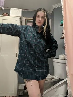 Glitterbby21 OnlyFans Leaked Free Thumbnail Picture - #p0lIEC70z7
