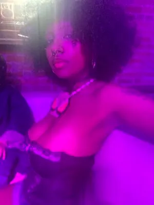 Glitterqueefguy OnlyFans Leaked Free Thumbnail Picture - #TLyKXz7kBX