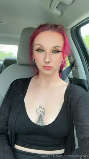 Glittervixen24x OnlyFans Leaked Free Thumbnail Picture - #UYLFZXTdcz