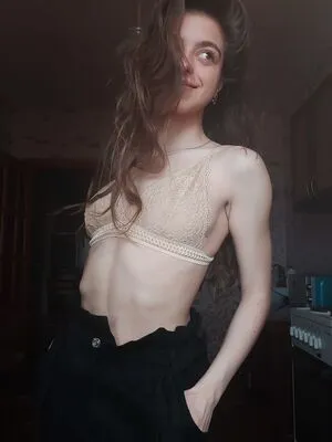 Glommy OnlyFans Leaked Free Thumbnail Picture - #9FHmC7azxF