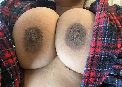 Gloria Gonsalvez OnlyFans Leaked Free Thumbnail Picture - #HiCdBCVyTV
