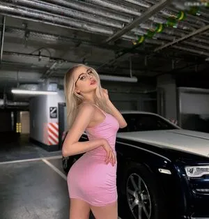 Gloria Matvien OnlyFans Leaked Free Thumbnail Picture - #LSISHWvHI5