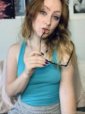 Gloriahole420free OnlyFans Leaked Free Thumbnail Picture - #3KYPePR7D5