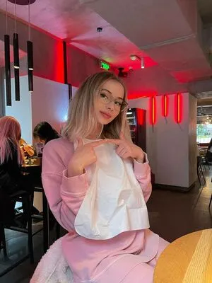 Gloriamatvien OnlyFans Leaked Free Thumbnail Picture - #3q5TqnUpW3