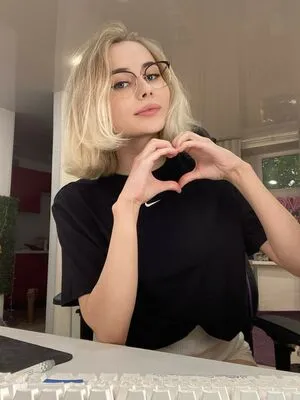 Gloriamatvien OnlyFans Leaked Free Thumbnail Picture - #45RgDelYHg