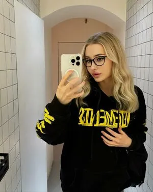 Gloriamatvien OnlyFans Leaked Free Thumbnail Picture - #K0wix1XGjJ