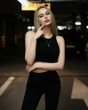 Gloriamatvien OnlyFans Leaked Free Thumbnail Picture - #Q2frJVoH2V