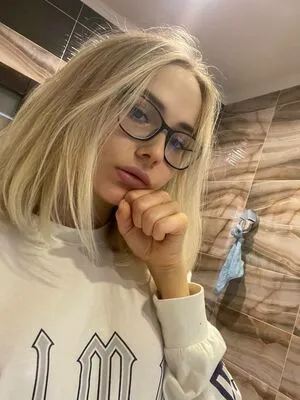 Gloriamatvien OnlyFans Leaked Free Thumbnail Picture - #gfxyNIP8YX