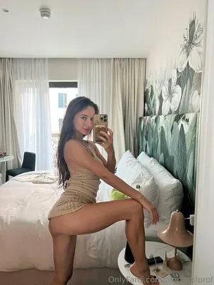 Gloriasolprof OnlyFans Leaked Free Thumbnail Picture - #2VszYrkueI