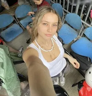 Glosiekk OnlyFans Leaked Free Thumbnail Picture - #2UWTZN9esS