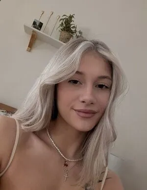 Glossybabe OnlyFans Leaked Free Thumbnail Picture - #K2uppUyt0j