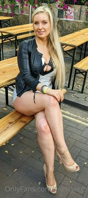 Glossylegs OnlyFans Leaked Free Thumbnail Picture - #R6IimEO0rT