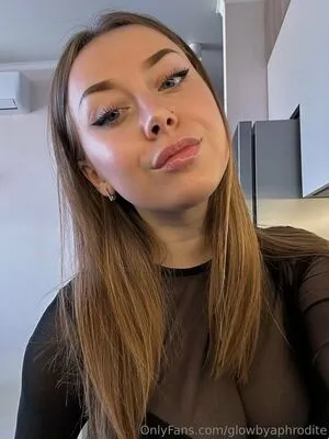 Glowbyaphrodite OnlyFans Leaked Free Thumbnail Picture - #VmTfCHYmdN