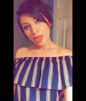 Gnarlynikki OnlyFans Leaked Free Thumbnail Picture - #X5B5Uiyu7Q