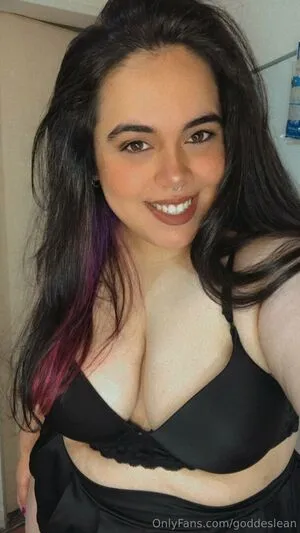 Goddeslean OnlyFans Leaked Free Thumbnail Picture - #WTN4Ruo9Z7