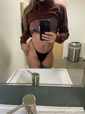 Goddess In Panties OnlyFans Leaked Free Thumbnail Picture - #GN3Z5YXJkd