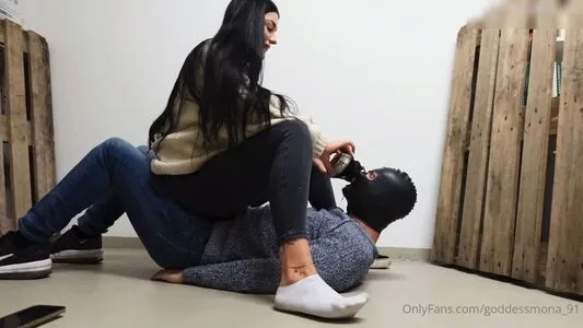Goddess Mona OnlyFans Leaked Free Thumbnail Picture - #VebnAnC8cc