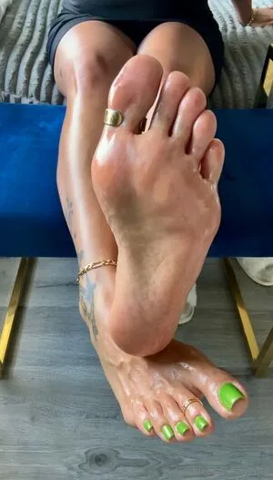 Goddess Pussyfoot OnlyFans Leaked Free Thumbnail Picture - #A6gv4NbJfE