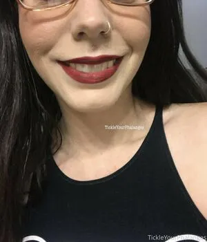 Goddess Tickle OnlyFans Leaked Free Thumbnail Picture - #0SPysBfRE5