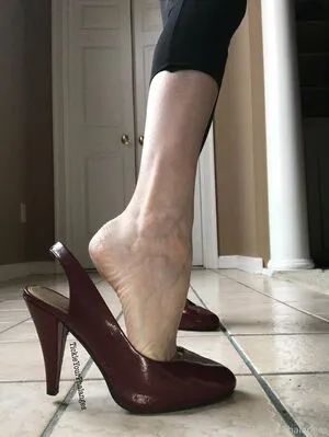 Goddess Tickle OnlyFans Leaked Free Thumbnail Picture - #1F6cjwYHpo