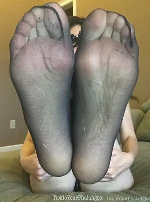 Goddess Tickle OnlyFans Leaked Free Thumbnail Picture - #K95YRerMVL