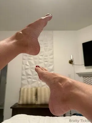 Goddess Tickle OnlyFans Leaked Free Thumbnail Picture - #cCnghM1EJp
