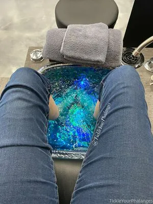 Goddess Tickle OnlyFans Leaked Free Thumbnail Picture - #fOg7RefVyI