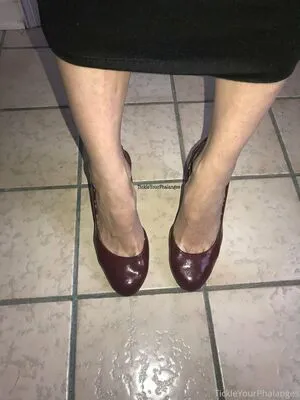 Goddess Tickle OnlyFans Leaked Free Thumbnail Picture - #m9qhkXaEMu