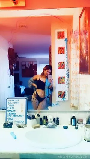 Goddessemberz OnlyFans Leaked Free Thumbnail Picture - #DQMPRaDrst