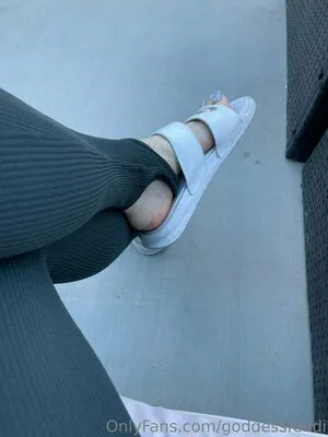 Goddessfendi OnlyFans Leaked Free Thumbnail Picture - #58rUnCkMyP