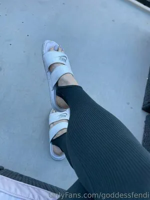 Goddessfendi OnlyFans Leaked Free Thumbnail Picture - #haww24DfKH