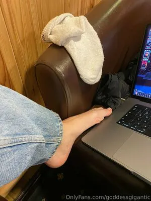 Goddessgigantic OnlyFans Leaked Free Thumbnail Picture - #cVUtq5rxbE