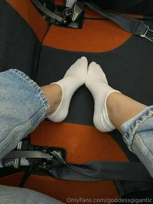 Goddessgigantic OnlyFans Leaked Free Thumbnail Picture - #zvmlDSt2El