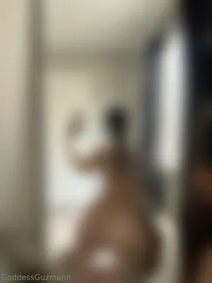 Goddessguzman OnlyFans Leaked Free Thumbnail Picture - #XyYdugNKE1