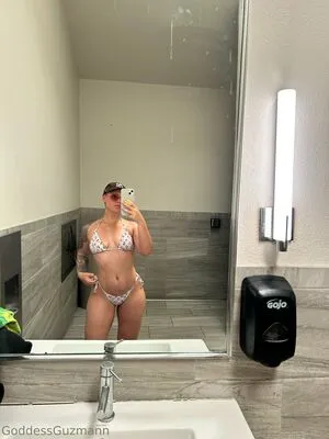 Goddessguzman OnlyFans Leaked Free Thumbnail Picture - #kM8NH35wcs