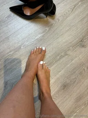 Goddesshollyjones OnlyFans Leaked Free Thumbnail Picture - #AWLa4tu1T0