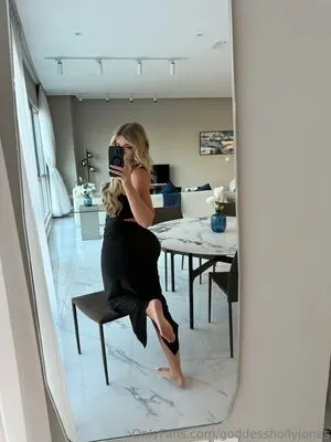 Goddesshollyjones OnlyFans Leaked Free Thumbnail Picture - #LBo6rlykQr