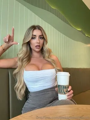 Goddesshollyjones OnlyFans Leaked Free Thumbnail Picture - #eIRnji1zKE