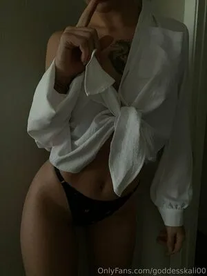 Goddesskali00 OnlyFans Leaked Free Thumbnail Picture - #7UE0ErCxL5
