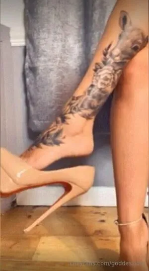 Goddesslola OnlyFans Leaked Free Thumbnail Picture - #3cVONL5OGE