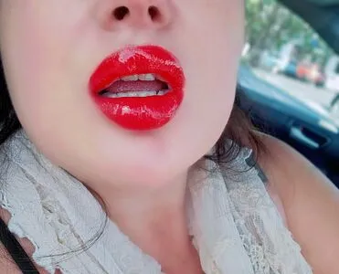 Goddesslycia OnlyFans Leaked Free Thumbnail Picture - #vCXn758053