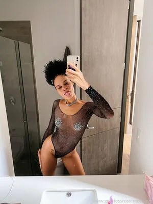 Goddessrosiereed OnlyFans Leaked Free Thumbnail Picture - #vGsire4p9D
