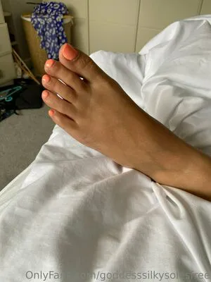 Goddesssilkysolesfree OnlyFans Leaked Free Thumbnail Picture - #8nQBmsvCAP