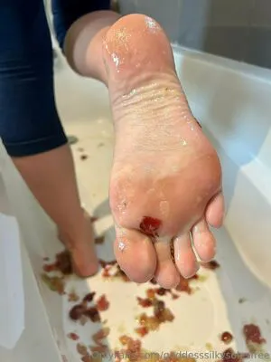 Goddesssilkysolesfree OnlyFans Leaked Free Thumbnail Picture - #ktX3eEVRXo
