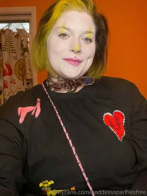 Goddesssparklesfree OnlyFans Leaked Free Thumbnail Picture - #nrohFKFAWI